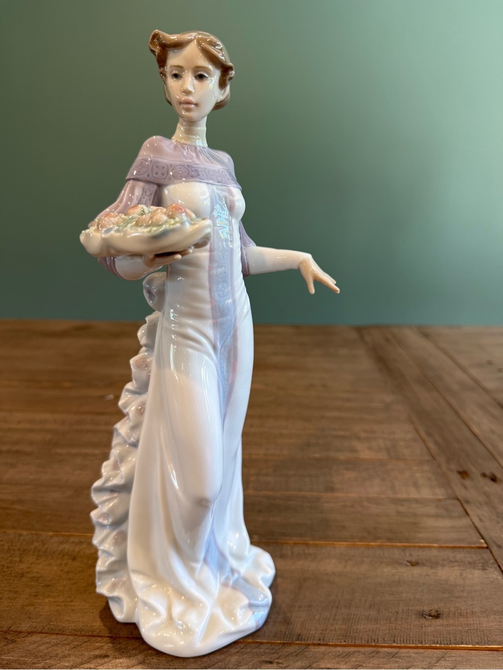 Lladro figurine “Winter Love” - #6621